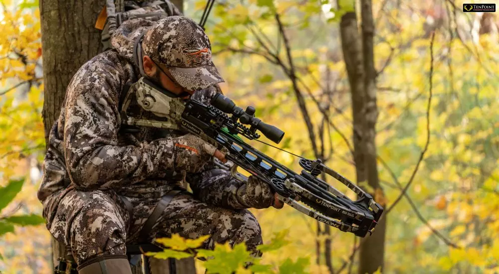 Big game crossbow Canada, hunting crossbow, crossbow for moose, crossbow for bear, crossbow kinetic energy, Canadian hunting regulations, Ravin, TenPoint, Excalibur, Barnett, crossbow accessories, ethical hunting
